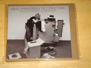Bruce Springsteen Live 2/7/1977 Palace Theatre  Albany NY 2CD BORN TO RUN Sealed - Picture 1 of 11