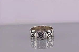 Anillo de plata esterlina 7,5 mm tallada cuerda en bucle cruzado banda eterna talla 925: 7,5 - Imagen 1 de 8