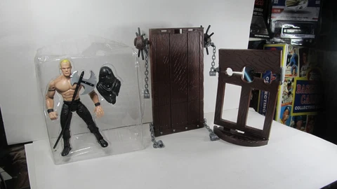 WCW TORTURE RACK Lex Luger Ring Masters Wrestling Figure w Torture Rack Complete Cover