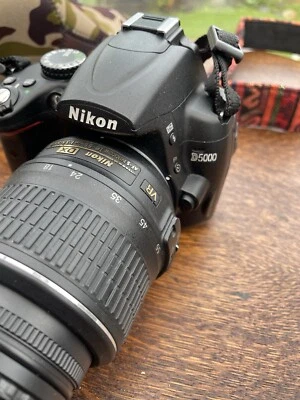 Nikon D5000 - image 1 of 3