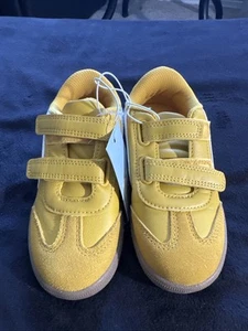 Kids Size 12 Gold/Yellow Cat And Jack Toddler Hook And Loop Strap NWT - Picture 1 of 6
