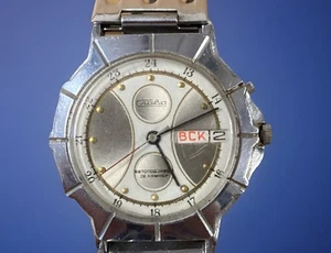 Men’s Slava Russian Automatic Watch Runs Read 26 Jewels - Picture 1 of 15