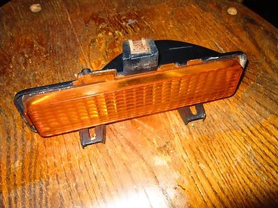 GMC SONOMA SONOMA GT CHEVROLET S10 PARACHOQUES LADO DERECHO LUZ INTERMITENTE ORIGINAL OEM Foto 1 de 4