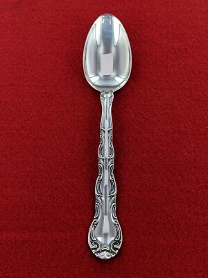 Cuchara de té Alvin 1953 rollo francés plata de ley 5 7/8" sin monograma Foto 1 de 4