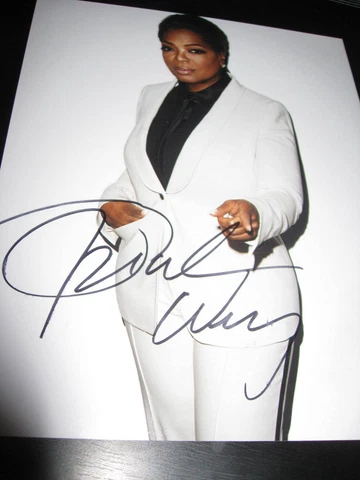 OPRAH WINFREY SIGNED AUTOGRAPH 8x10 PHOTO SELMA PHOTOSHOOT SUIT IN PERSON COA NY Cover
