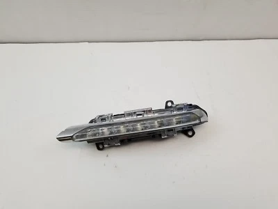 Luz antiniebla lateral izquierda LED CLS 2010 2011 2012 2013 MERCEDES BENZ CLS550 W221 OEM U Foto 1 de 4