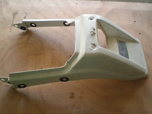 SUZUKI DR 750 S 800 BIG PLASTICA CODONE BIANCA ORIGINAL REAR FENDER CARENA POST - Imagen 1 de 1