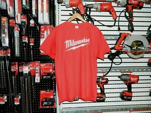 T-Shirt Milwaukee Tool Gildan Unisex - S, M, L, XL, 2XL, 3XL und 4XL verfügbar