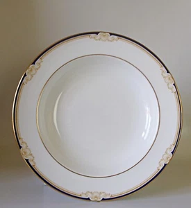 WEDGWOOD CAVENDISH SOUP  BOWL GOOD CONDITION 225mm - Picture 1 of 2