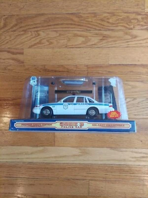 Code 3 Police Car: Premier Chiefs Edition 1/24 Scale Buffalo, NY Ford Crown Vic - Image 1 of 4