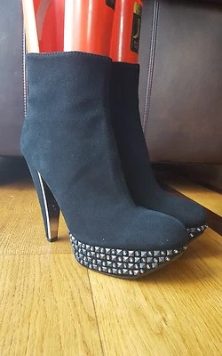 SAM EDELMAN "Yalene" Womans Black Suede Stud Platform Side Zip Ankle Boots 9 M - Image 1 of 4