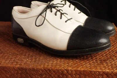 FootJoy Europa Collection Women's Golf Shoes Size 6.5 M Soft Spikes Black/White - Imagem 1 de 4