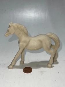 White Ceramic Horse Figurine Size 3.5” - Picture 1 of 5