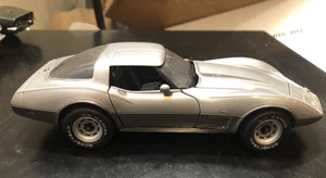 Franklin Mint 1978 Chevrolet Corvette Silver Grey Diecast Model Car - 1:24 - Picture 1 of 16