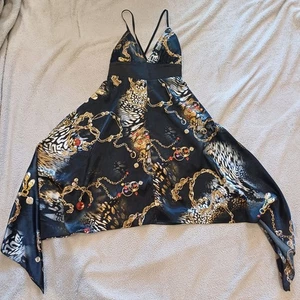 Women's Unique Boutique Jewel Design Dress Size 12 - Picture 1 of 3