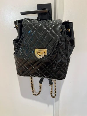 Bruno Magli Acolchado Cuero Negro Mochila Monedero 11x11” FABULOSO ESTADO Foto 1 de 4