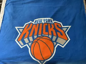 NY KNICKS DECKE SGA LEICHTES WEICHES FLEECE NEW YORK MSG NBA BASKETBALL - Bild 1 von 5