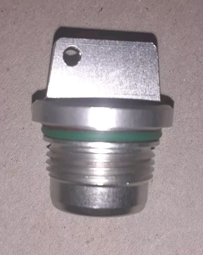 Tapa de llenado de aceite CNC Pro Bolt plateada M22x1,5 Ergal Ducati 748 916 996 Monster SS Foto 1 de 3