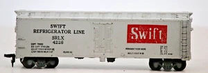 HO Scale TYCO Swift Refrigerator Line Car SRLX 4226 Silver 1:87 Gauge Freight - Picture 1 of 5