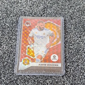 Panini Mosaic Red La Liga Soccer 21/22 Prizm Card Karim Benzema Real Madrid - Picture 1 of 2