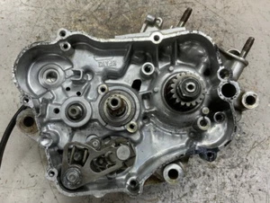 2013 yamaha YZ85 crankcase yz 85 transmission crankshaft shifter cases trans - Picture 1 of 11