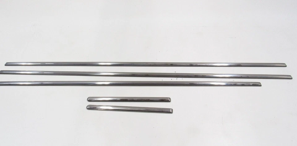 Jaguar XJ6 1995-97 VDP X300 LWB carrocería puerta delantera trasera moldura exterior cromada Foto 1 de 4