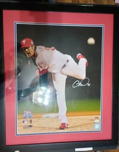 Cole Hamels - 2008 World Series Framed and Signed 16x20 Photograph (JSA) - Picture 1 of 8