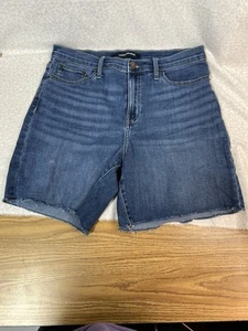 Calvin Klein Shorts Women's Size 10 Cut-Off High Rise Denim Blue Jean Shorts - Picture 1 of 7