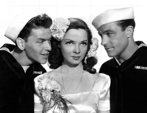 GENE KELLY - FRANK SINATRA - KATHRYN GRAYSON - 10" x 8" Photo ANCHORS AWEIGH '45 - Imagen 1 de 1