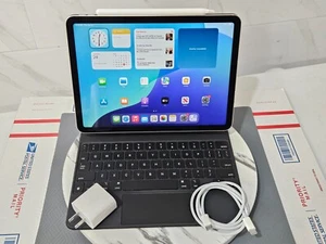 iPad Air 5th Gen M1 Wifi + Cellular 5G - 64GB Silver + MAGIC KBD + PEN - Picture 1 of 16