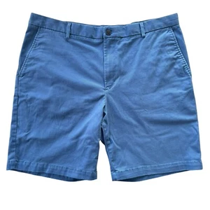 Pantaloncini chino uomo Izod 38 blu 9" davanti piatto cotone poliestere - Foto 1 di 6