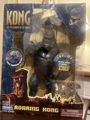 Used Vintage 2005 Playmates King Kong "ROARING KONG" 11" Tall #66051 - Image 1 of 4