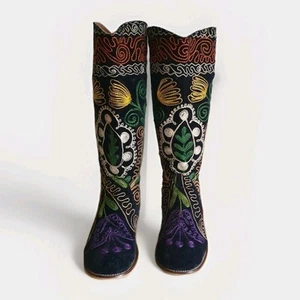 Leather And Velvet Feel (suede?) Boots Hand Embroidered Sz 38 Aus 7 - Picture 1 of 7