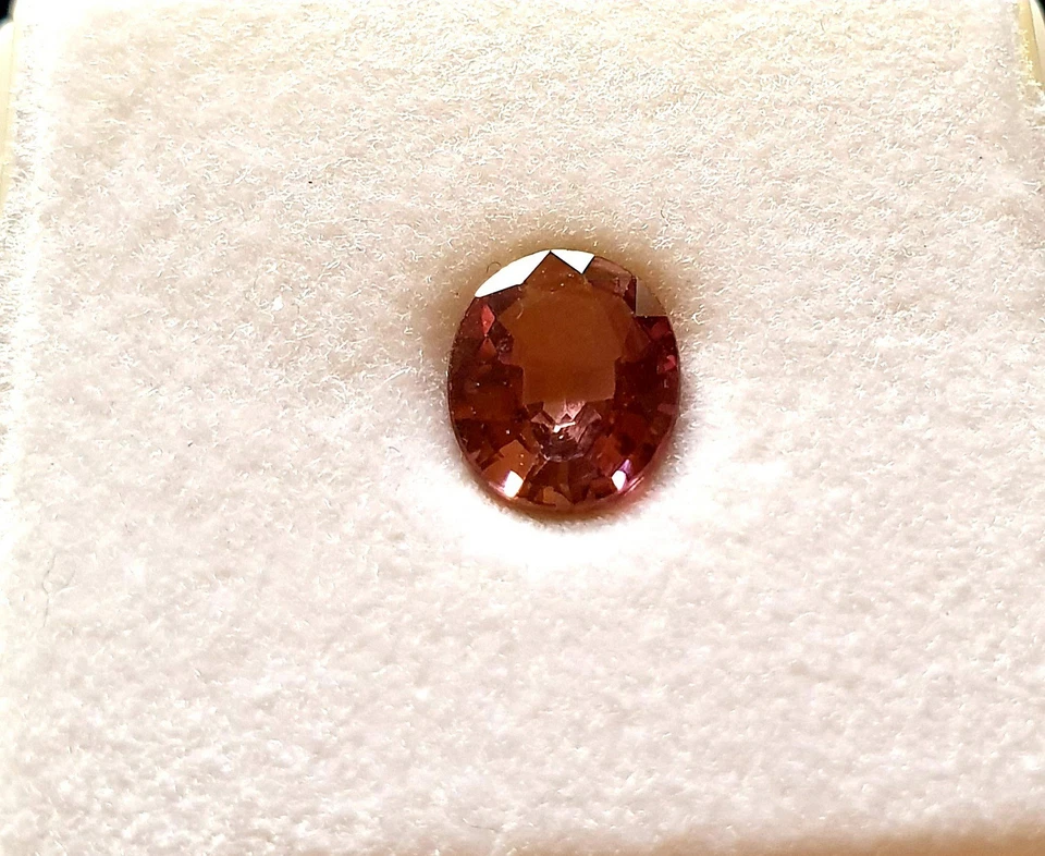 Rubellit 9x7mm Oval Facettiert 1,64ct. - Bild 1 von 4