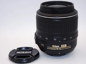Zoom estándar Nikon AF-S DX NIKKOR 18-55 mm F3,5-5,6 g VR usado - Imagen 1 de 6