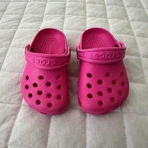 CROCS Kids Toddlers Classic Clog Shoes Pink Slip On C4-5 Water Sandals Casual - Picture 1 of 9