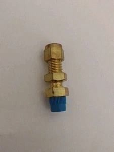 1- Swagelok Brass Bulkhead Connector, 1/8" Tube, 1/8" Male NPT, B-200-11-2 - Picture 1 of 3