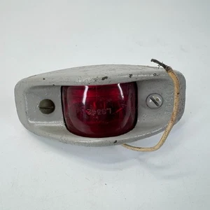 Vintage KD541 Armored Side Marker Light Red Heavy Duty - Picture 1 of 4