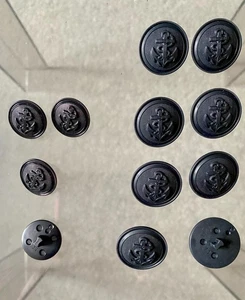 Plastic naval style buttons, 4 x cuff or ep. 8 x coat buttons, v good condition. - Picture 1 of 3