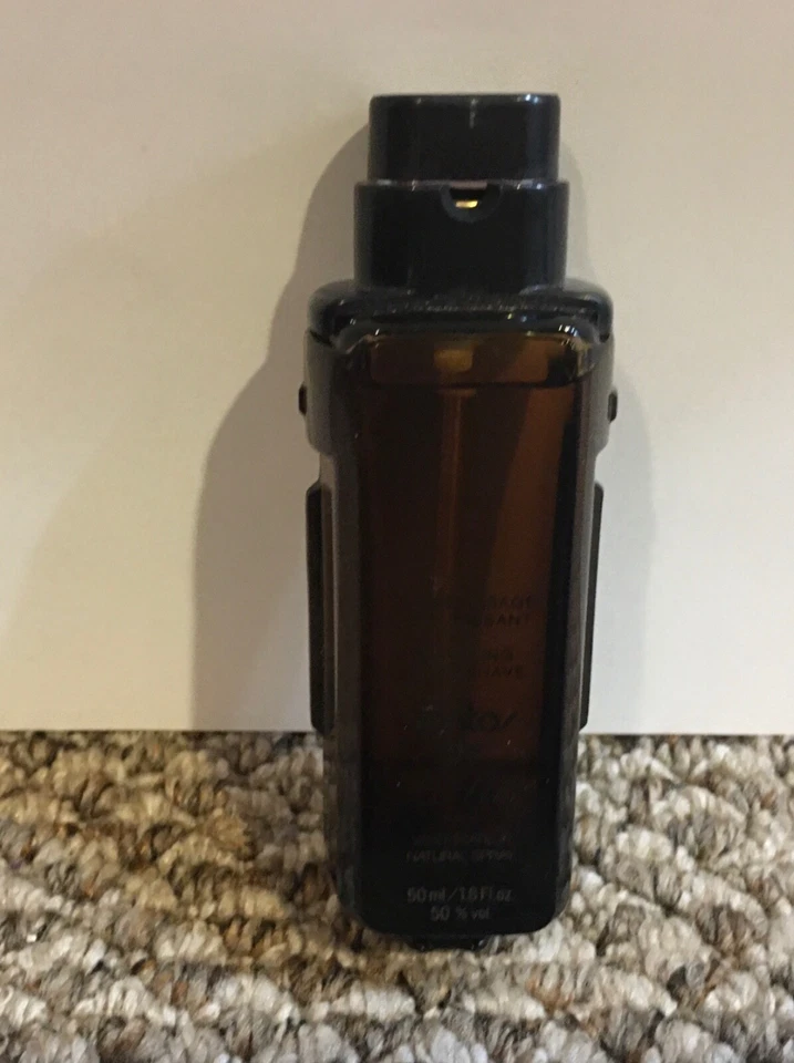 SANTOS DE CARTIER Calmante Después del Afeitado RECARGA 1,6 oz. Unbox  Foto 1 de 1