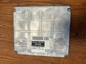 2004 TOYOTA HIGHLANDER OEM Engine Computer Control Module ECM ECU 89661-48660 - Picture 1 of 8