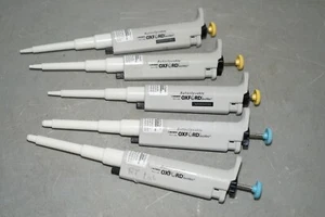 ^ Posten 5x Oxford Autoklavierbare Pipetten 10-100uL 100-1000uL #X4714 - Bild 1 von 9