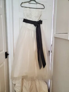 wedding dress size 10, never worn based on the one in the film bridal wars - Picture 1 of 13
