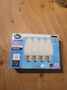 Great Value 4Pk Daylight Med Base B10 Bulbs. 25W/3W Dimmable/Clear/Decorative - Picture 1 of 5