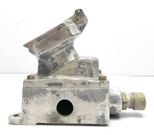 Crouse-Hinds CPS152R 20A 125-250V Hazardous Location Receptacle - Picture 1 of 9