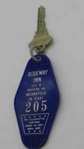 Vintage Hotel Motel Zimmer Schlüssel und Anhänger Zimmer 205 Rodeway Inn Indianapolis Indiana - Bild 1 von 6