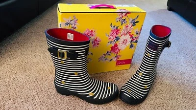 Botas de lluvia para mujer Joules a rayas blancas y negras Foto 1 de 3