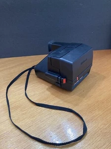 Fotocamera flash vintage Polaroid 600 one step - non testata, ma visivamente sembra fantastica - Foto 1 di 18