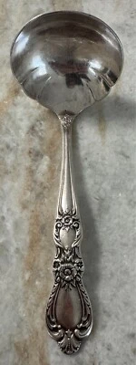 Solid Gravy Ladle Victorian Classic Silverplate 1973 by Oneida Silver 7 3/8" - Image 1 of 4