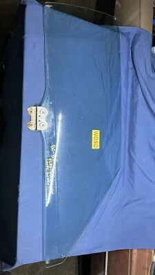 Cadillac 1980-1985 cupé Deville vidrio Fleetwood cupé lado del pasajero Foto 1 de 2